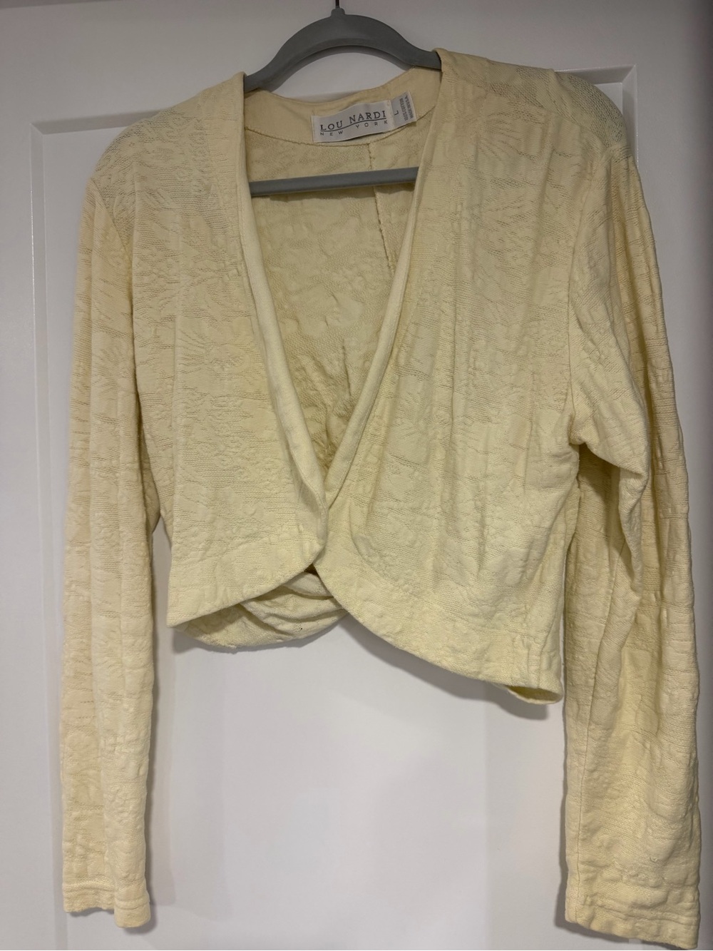 VINTAGE Lou Nardi Textured Cropped Cardigan Top
